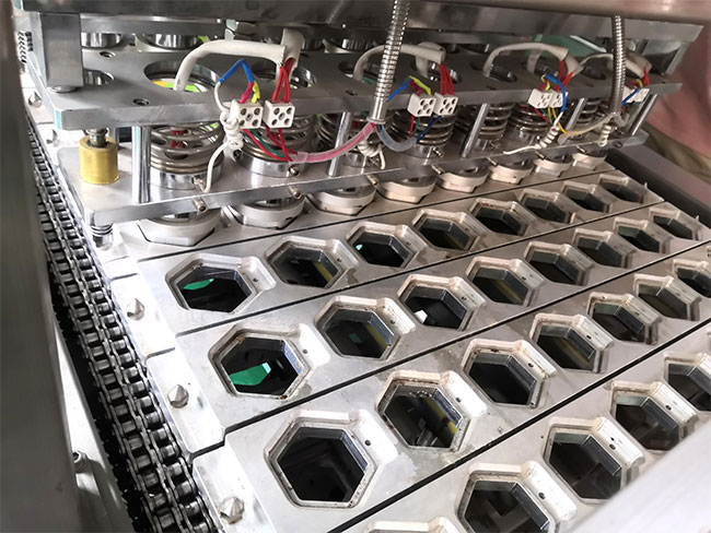 食品封口機(jī)設(shè)備細(xì)節(jié)展示